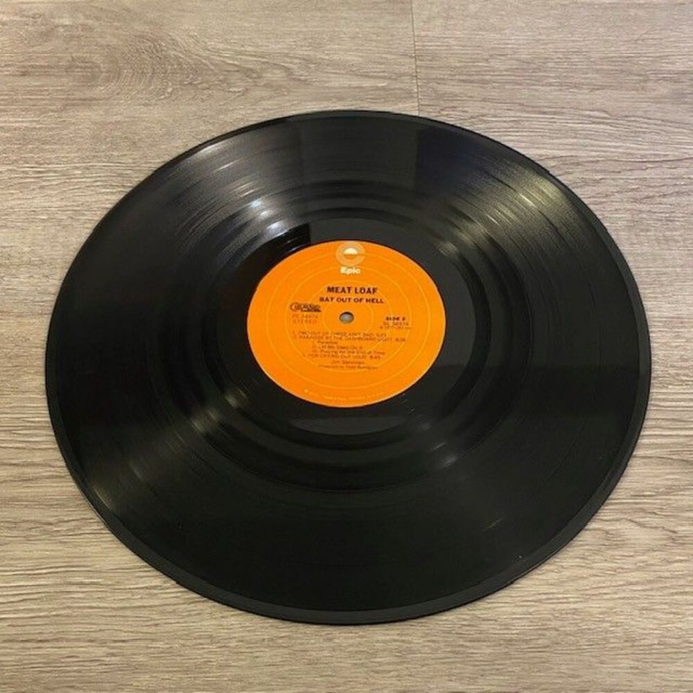Meat Loaf Bat Out Of Hell Vintage Vinyl LP 1977 Epic Record PE-34974 - Picture 6 of 6
